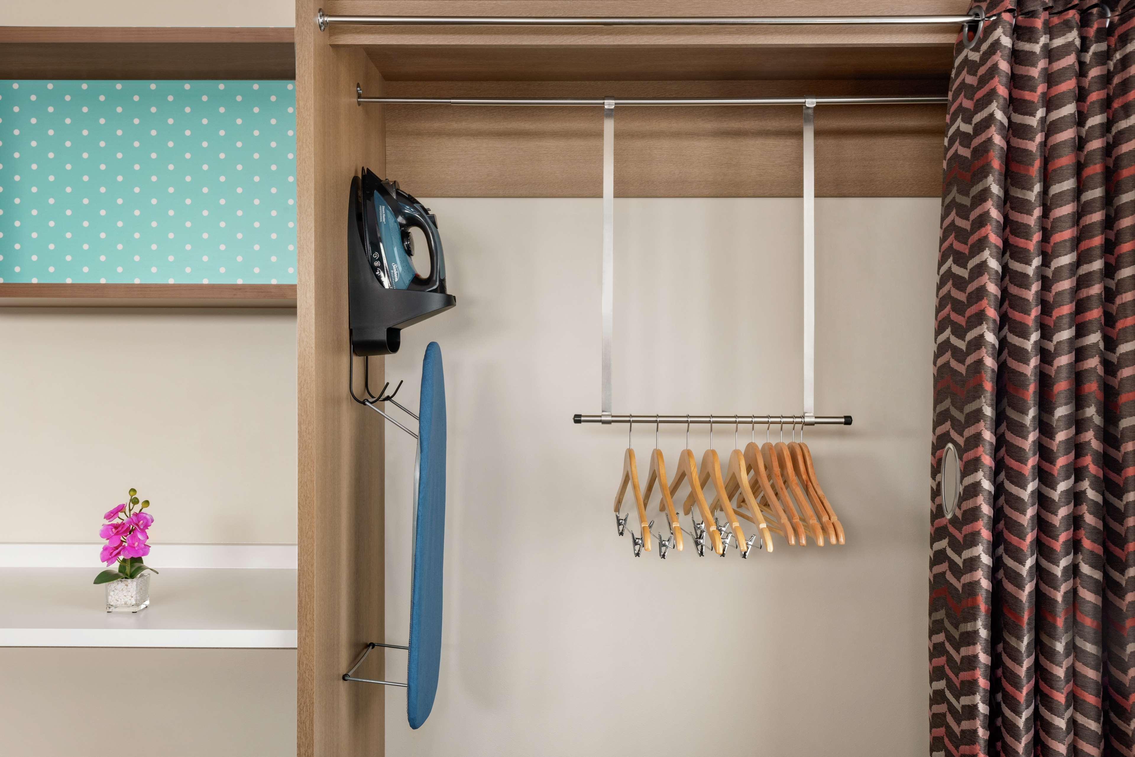 Home2 Suites By Hilton ביסמרק מראה חיצוני תמונה
